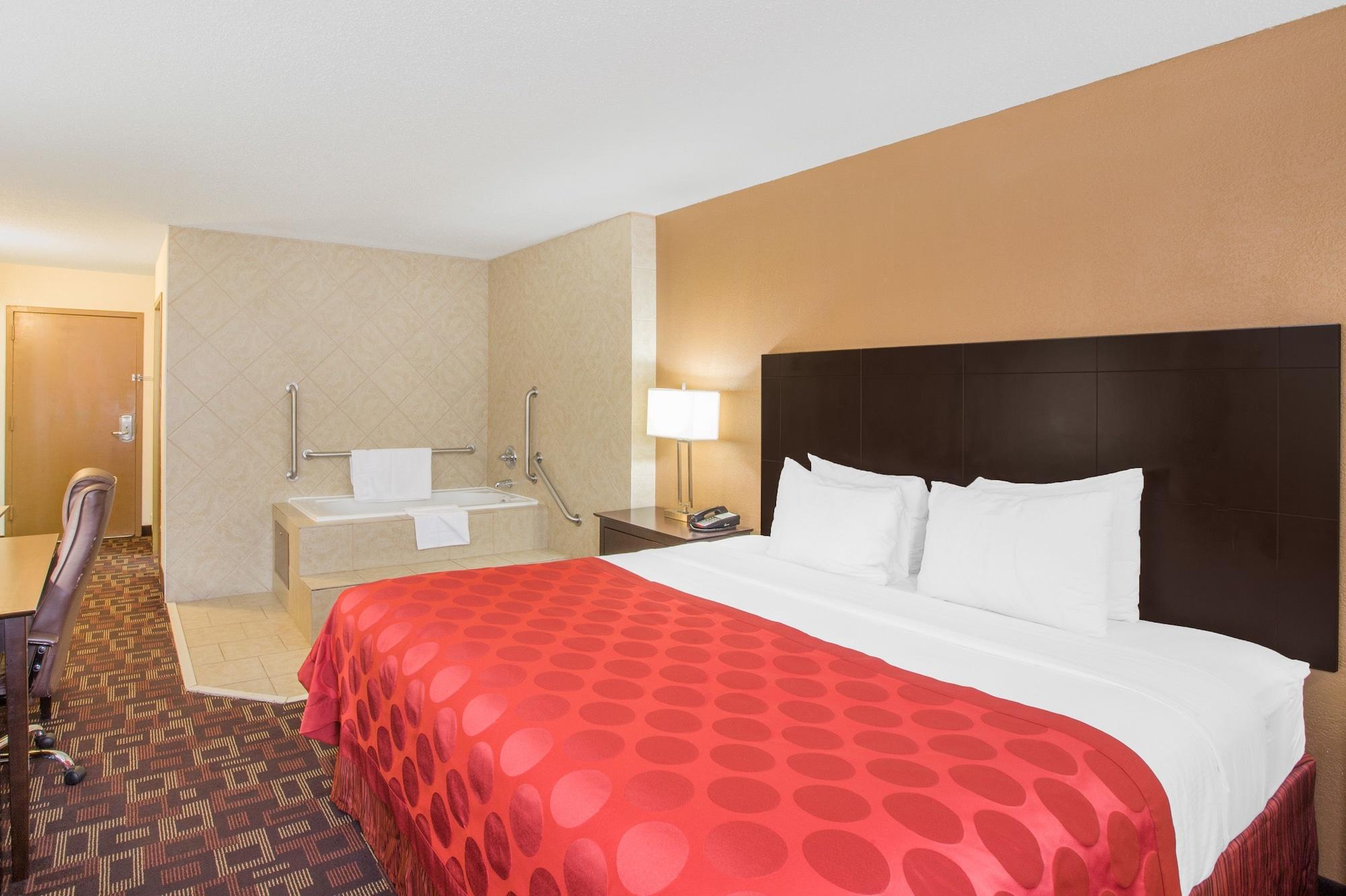 Sky Tree Hotels Tulsa Esterno foto